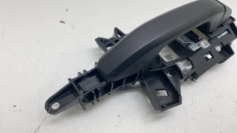 ⭕ 2025 Chevrolet Silverado 1500 Rear Driver Side Exterior Door Handle 