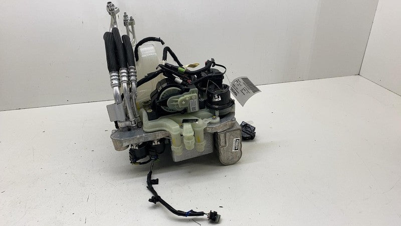 ⭕ 2020-2024 Tesla Model Y Supermanifold Refrigerant Chiller w/ Coolant