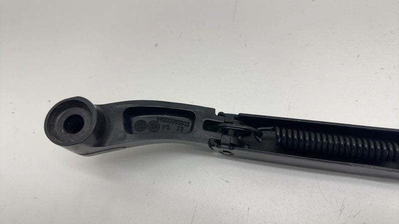 W000065932 ⭕ 15-18 Chevy Silverado 1500 Front Windshield Washer Fluid Wiper Arm W000065932