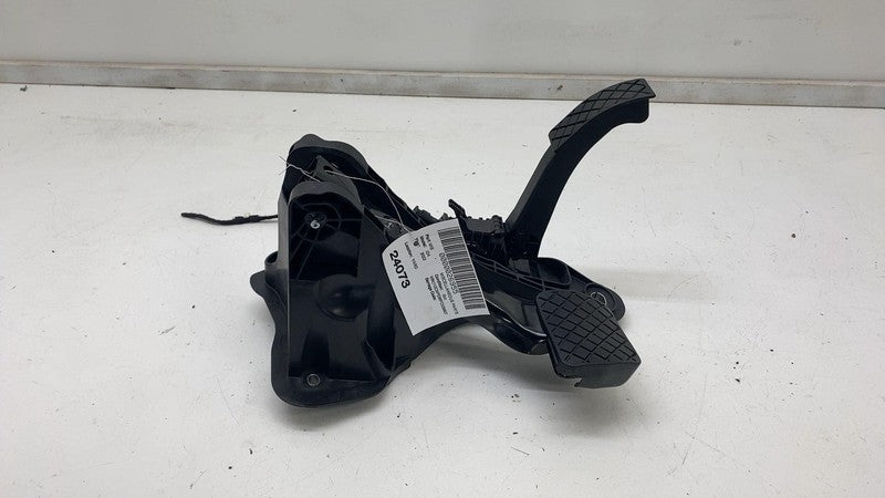 1EB 723 503 ⭕2021-2023 Volkswagen ID.4 Front Gas Accelerator Throttle & Brake Pedal Assembly