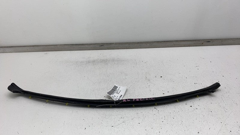 RU0M-T03 ⭕2020-2023 Chrysler Pacifica Rear Driver Side Door Weatherstrip Rubber Seal Left
