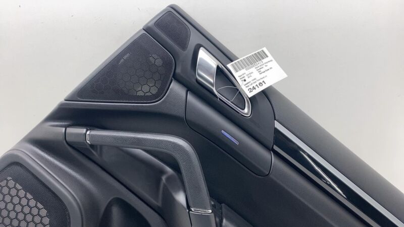 7P0 863 981 2011-2018 Porsche Cayenne Rear Driver Side Door Panel Trim Card Cover Left Black