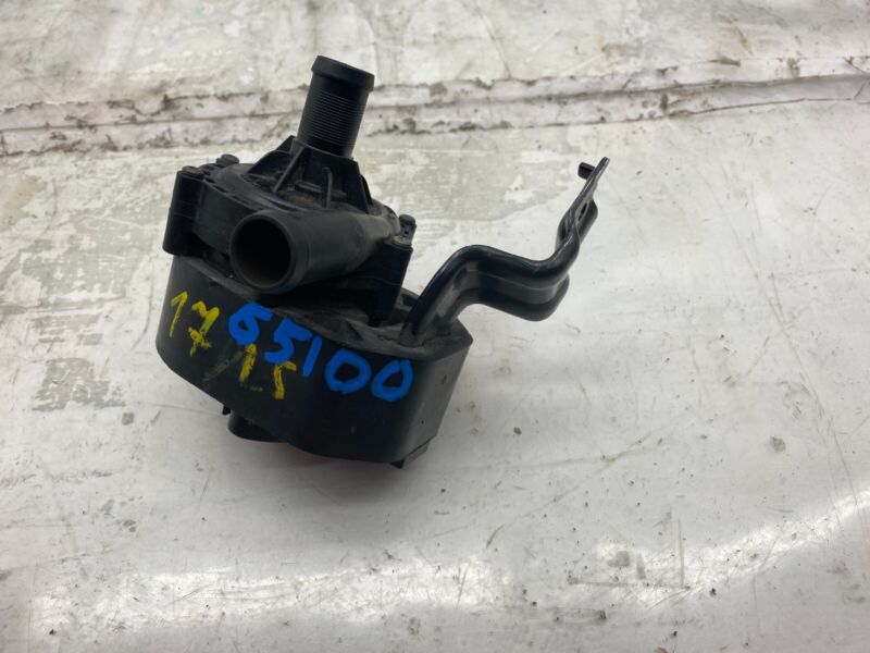 1057235 00 F 2016-2020 Tesla Model S MS Electric Auxiliary Coolant Water Pump w/ Bracket Assy