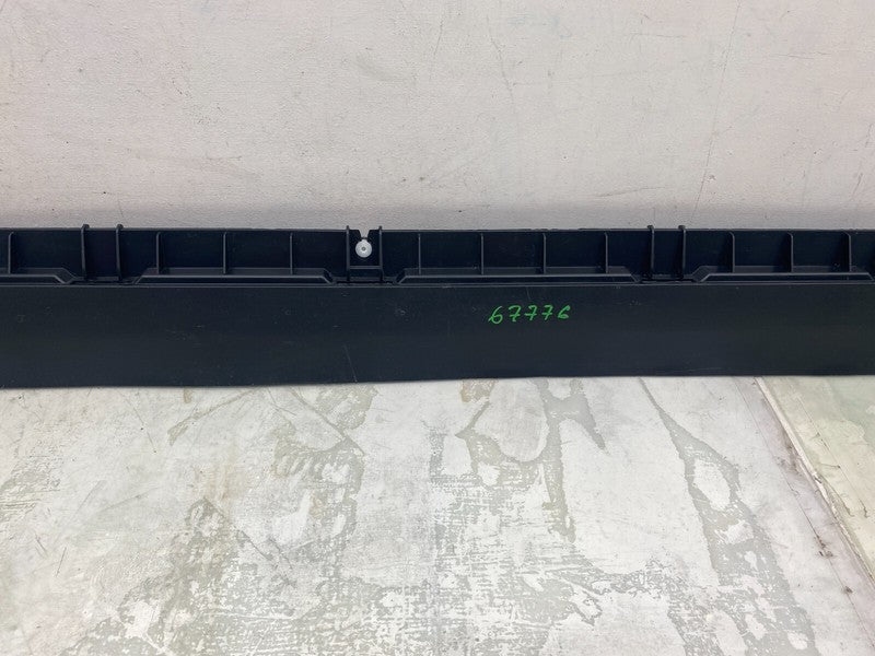 1497745 00 B ⭕ 20-23 Model Y Right Skirt Rocker Molding Panel Carrier Bracket RH 1497745-00-B