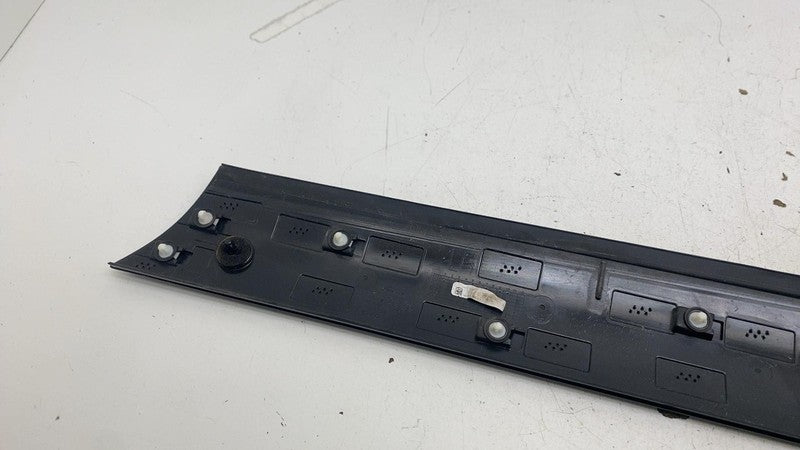 ⭕ 2022 Rivian EDV-700 Outer Left Side A-Pillar molding Trim LH OEM PT0