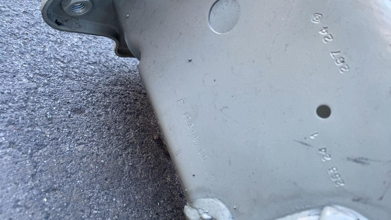 PT00780851J ⭕ 2025 Rivian R1S Front Left & Right Horn Apron Rail Structural Cutout Assembly