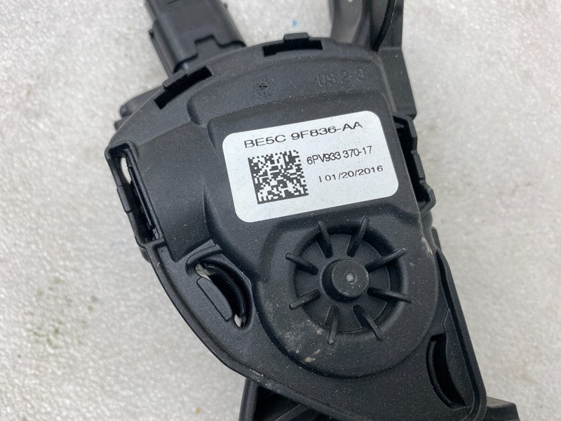 ⭕ 2016-2020 Tesla Model X MX Accelerator Throttle Pedal Assembly BE5C9