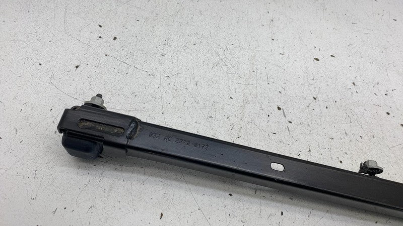 032 AC 2372 0173 ⭕2017-2024 Chrysler Pacifica Rear Driver Slide Door Upper Roller Track Rail Left