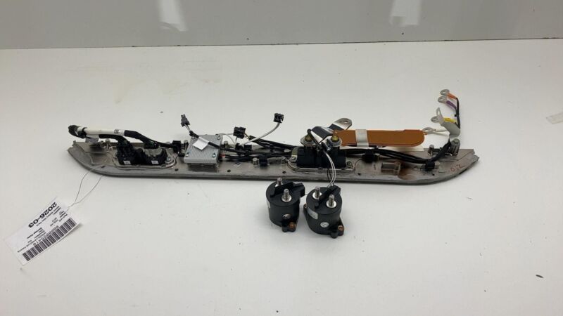 104811300A 2012-2015 Tesla Model S High Voltage Battery Rapid Mate Ancillary Plate Module