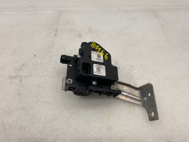 2016 2017 2018 2019 2020 Tesla Model S Coolant Pump Cooling Valve Actuator 4-Way
