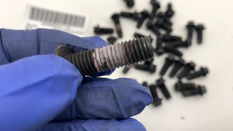 2020-2024 Tesla Model Y SET of Bolt Screw
