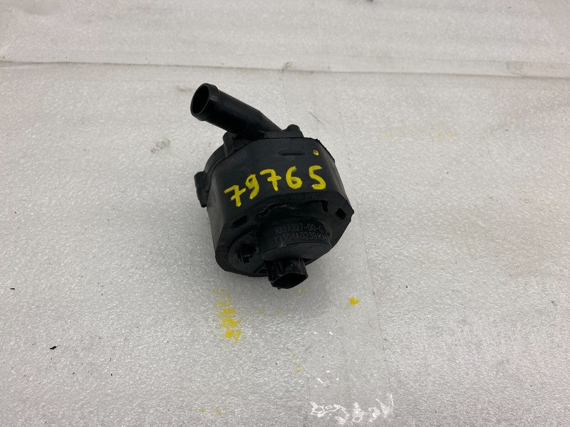 103732700G 2016-2020 Tesla Model S X Cooling System Auxiliary Water Coolant Pump FWD Assy
