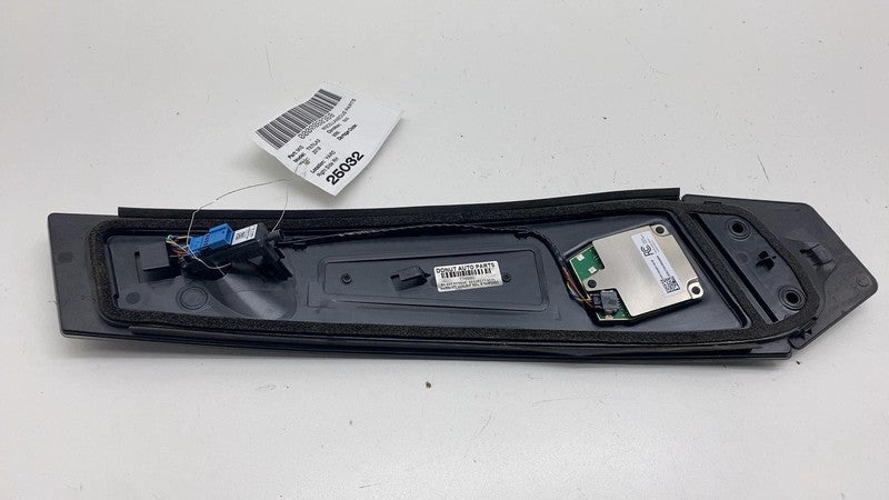 ⭕2017-2023 Tesla Model 3 Right B-Pillar Applique Glass Trim Molding 11