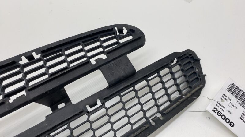 6008159 2012 2013 2014 2015 Tesla Model S Front Bumper Center Mesh Grille Lower Assembly