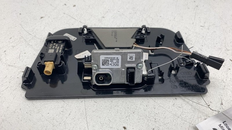 4N0907217A 2019-2023 Audi e-Tron Front Windshield Lane Change Assist Camera Unit w/ Cover