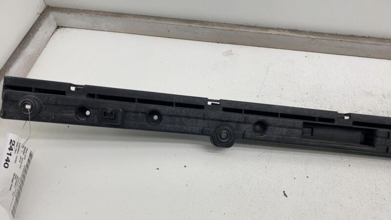 670032729 ⭕2017-2022 Maserati Levante Rear Bumper Center Mount Support Bracket 670032729