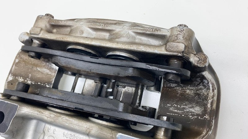 7P0 615 424 2011-2018 Porsche Cayenne Rear Passenger Side Caliper w/ Brake Hose Line Right