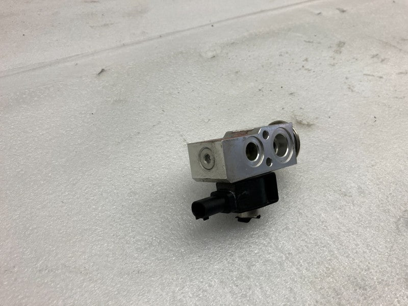 1101878 00 A ⭕ 17-23 Model 3 TXV Air Conditioner Heater Core Valve Tube Sensor 1101878-00-A