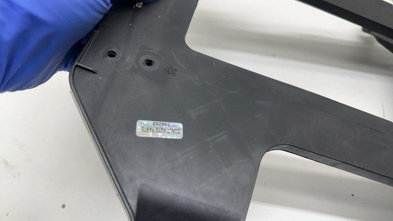 ⭕ 2019-2024 Porsche Cayenne Sound Amplifier Retainer Bracket Holder 4M