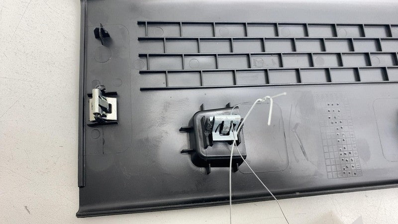 PT00012128F ⭕ 2022-2024 Rivian R1T Rear Right Gear Tunnel Sill Trim Scuff Plate PT00012128-F