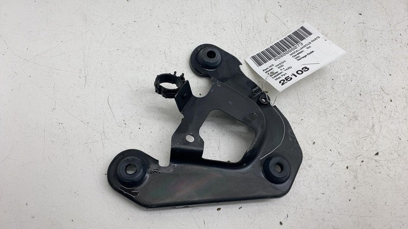 ⭕ 14-20 Maserati Ghibli Front Left or Right Air Intake Cleaner Box Mount Bracket