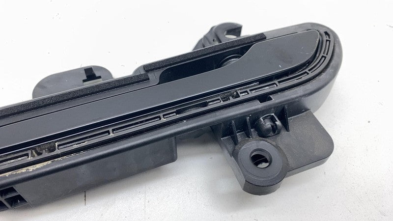 1528114-00-D 2020-2023 Tesla Model 3 Y Front or Rear Driver Left Exterior Door Handle Outside