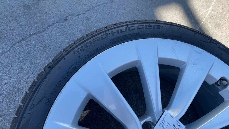 ⭕ 20-23 Model 3 Wheel Rim 19x8.5" +40MM w/ Hugger Tire 235/40 R19 1044