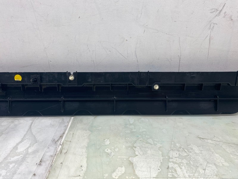 1497745 00 B ⭕ 20-23 Model Y Right Skirt Rocker Molding Panel Carrier Bracket RH 1497745-00-B