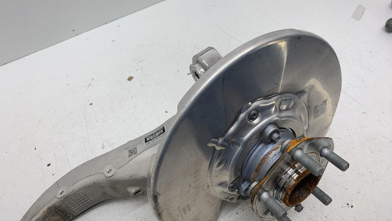 ⭕ 25-26 Model Y Front Right Spindle Knuckle + Hub 142mm Non-Driven) 21