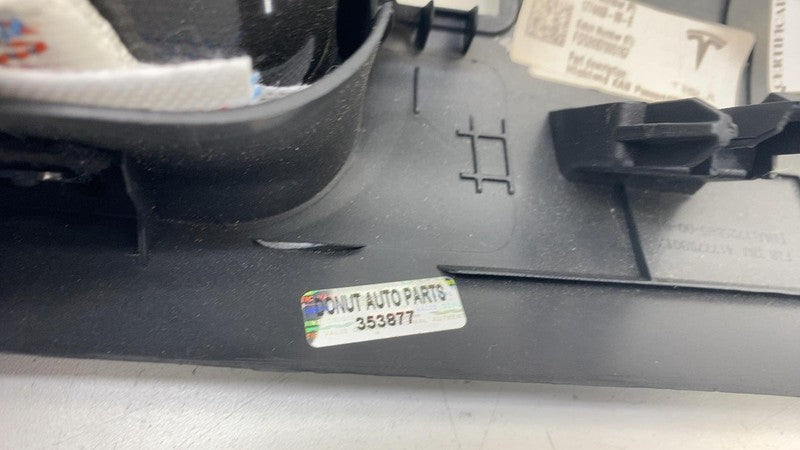 ⭕ 2024 2025 Tesla Model 3 M3 Lower Knee Safety Airbag Module Right 107