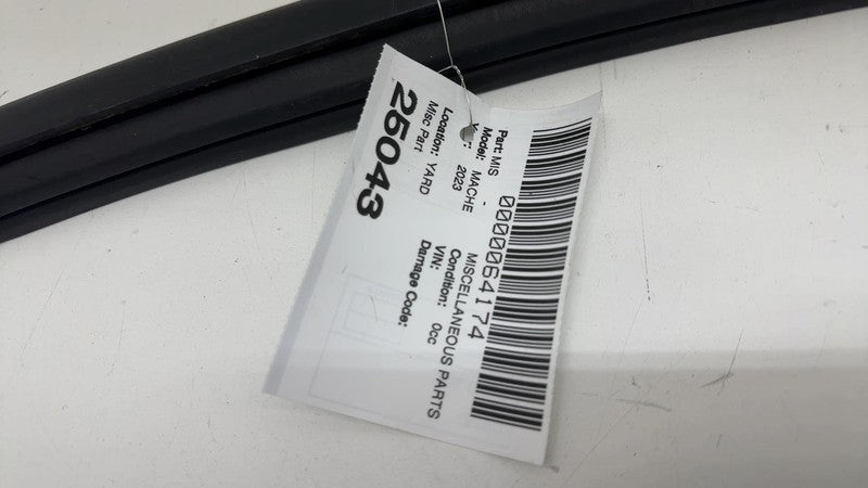 LJ8BR21510AH ⭕ 21-24 Mustang Mach-E Front Right Window Glass Run Channel Seal LJ8B-R21510-AH