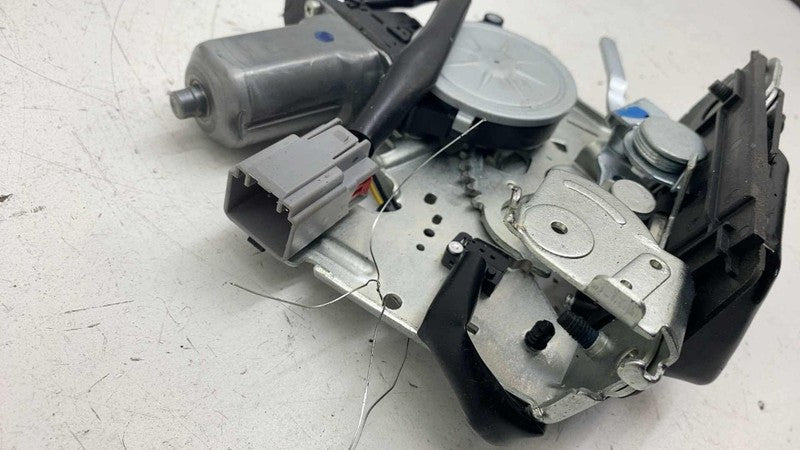 ⭕ 2017-2025 Chrysler Pacifica Tailgate Trunk Latch Lock Actuator A95-6