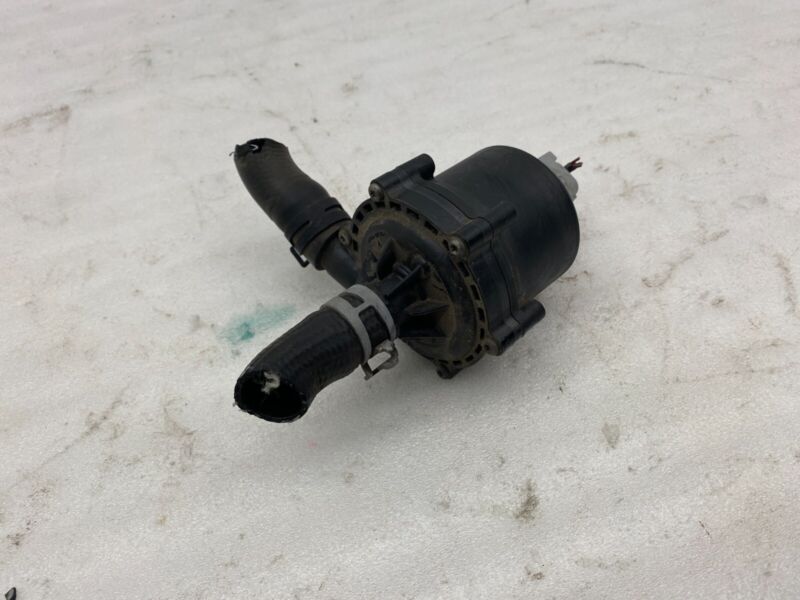 2016-2020 Tesla Model X MX Additional Auxiliary Water Pump Assembly 1054529-00-G