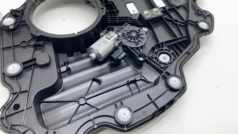 ⭕ 21-24 Ford Mustang Mach-E Rear Right Door Window Regulator & Motor w/ Carrier