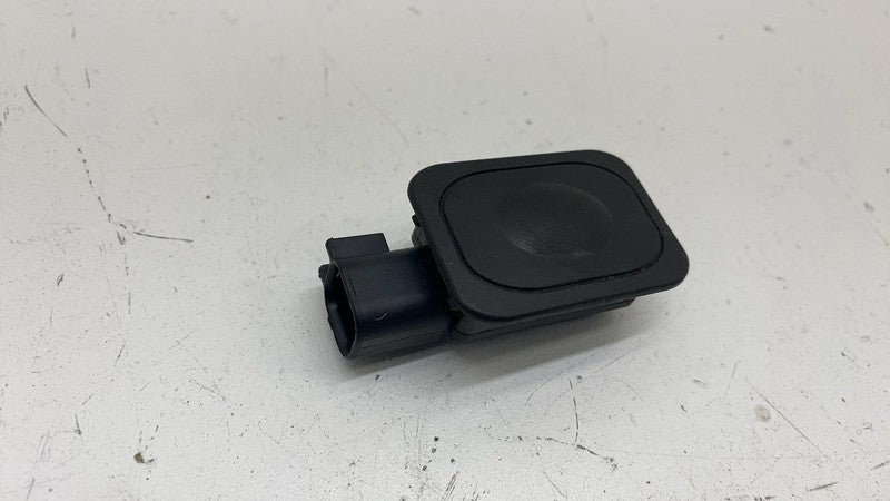 GB5T-14K147-CA ⭕21-24 Ford Mustang Mach-E Tailgate Liftgate Trunk Release Switch GB5T-14K147-CA