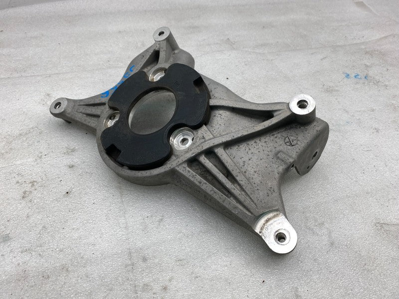 1044376 00 D ⭕ 2017-2023 Tesla Model 3 Y Front Upper Strut Mount Bracket Right 1044376-00-D