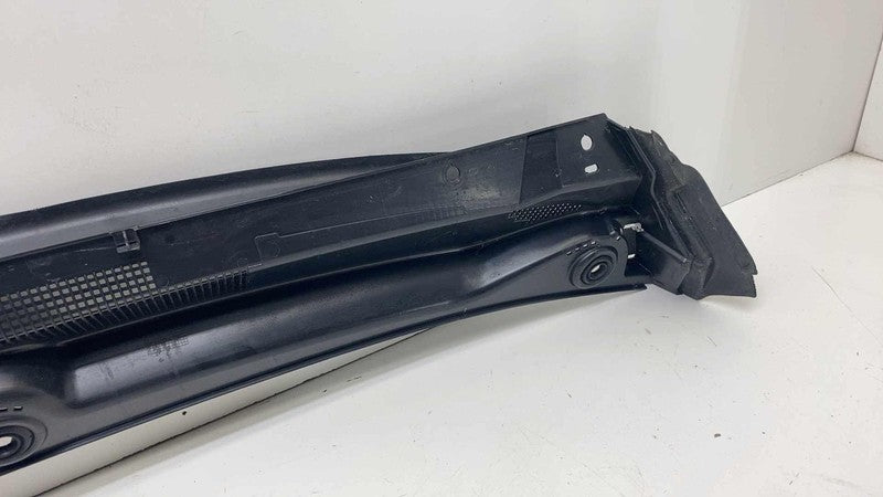 68228471AF ⭕2017-2025 Chrysler Pacifica Windshield Wiper Cowl Grille Panel Cover 68228471AF