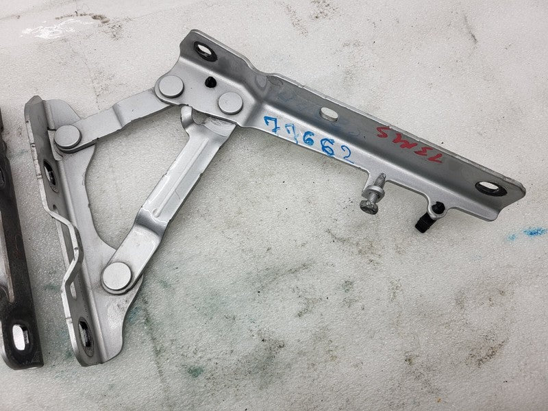 600673700E ⭕ 12-15 Model S MS Front Left & Right Side Hood Hinge 6006737-00-E/6006738-00-E