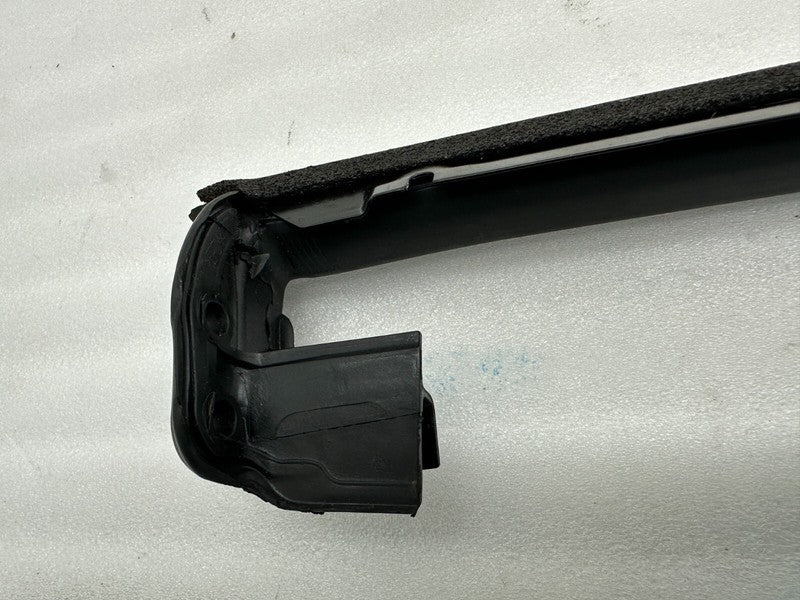 1090636 00 A ⭕ 2016-2023 Tesla Model X Rear Driver Upper Falcon Door Glass Seal 1090636-00-A
