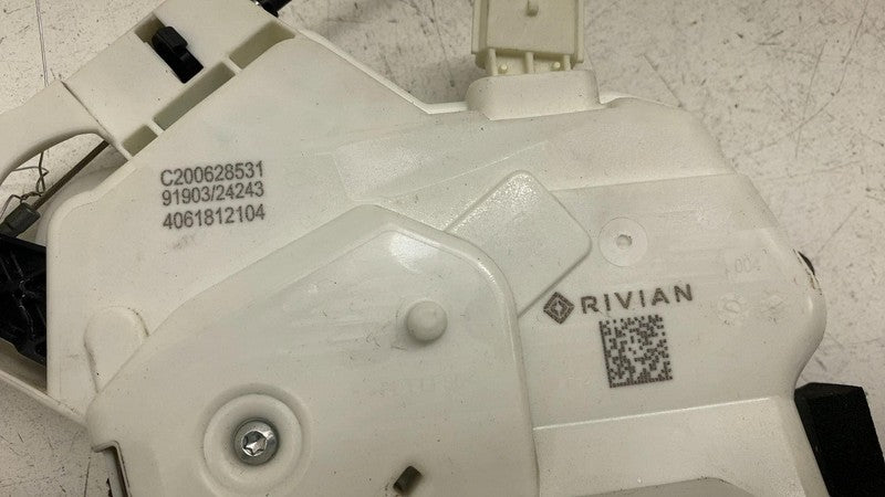C200628531 ⭕ 2025 Rivian R1S Front Driver Side Door Lock Latch Actuator Left LH C200628531