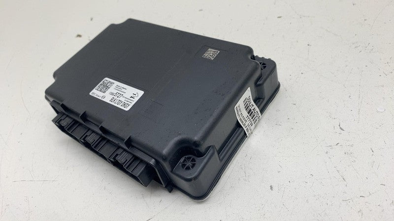 ⭕ 2025 Chevrolet Silverado 1500 Pickup Network Gateway Module Unit OEM