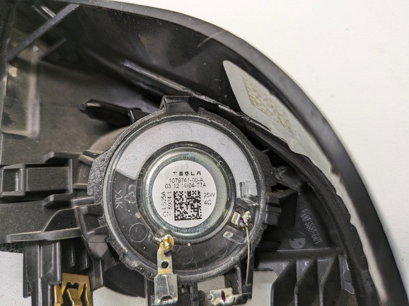 1079741-00-A ⭕ 2017-2023 Tesla Model 3 Front Audio Tweeter & Speaker Cover Right 1095686-00-F