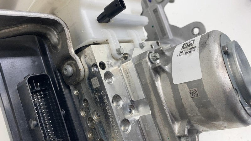 ⭕ 2025 Chevrolet Silverado 1500 Anti Lock Power Brake Booster Assembly