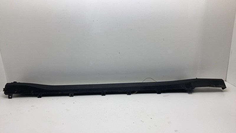 ⭕ 2021-2023 Ford Mustang Mach-E Passenger Side Rocker Skirt Panel Mold