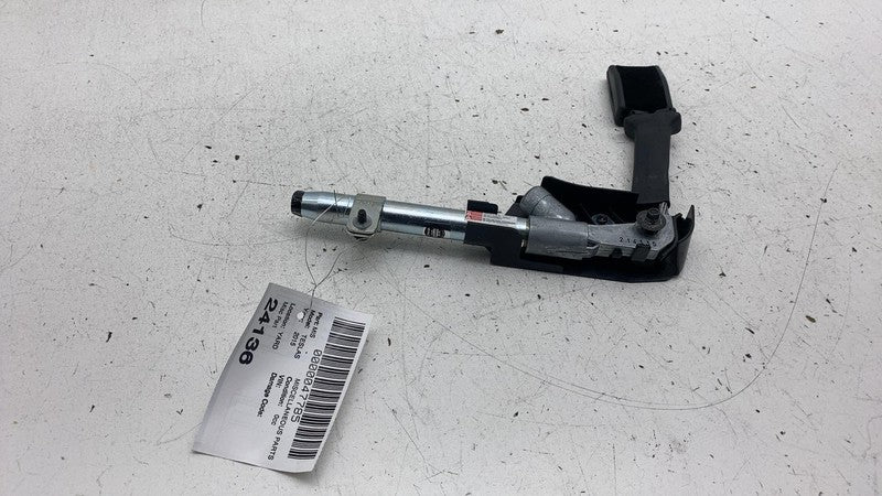 100526500C 12-20 Model S Front Right Lap Pretensioner 16-20 Model X Front Left 1005265-00-C