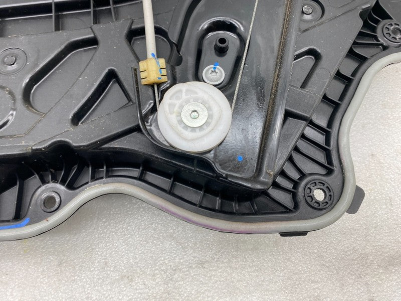 1495510 98 B ⭕ 20-23 Model Y MY Front Left Window Regulator & Motor w/ Carrier 1495510-98-B