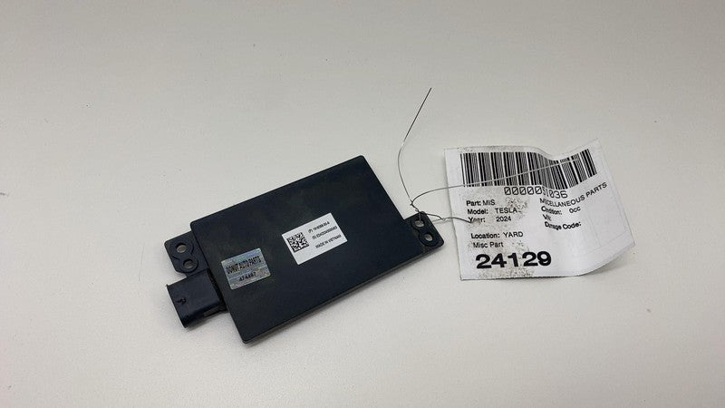 191836800A 24-25 Tesla Cybertruck Model 3 Bluetooth Low Energy End Point Wheel Liner Module