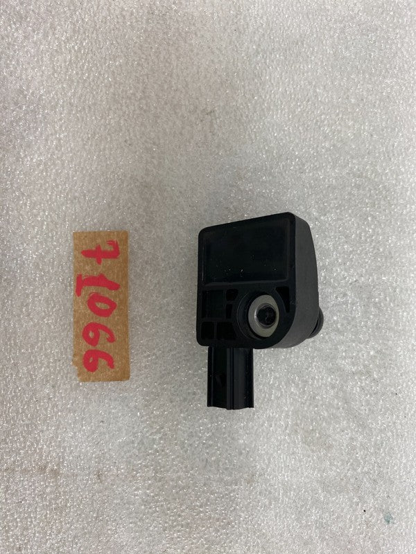 100527400B ⭕ 2012-2020 Tesla Model S Acceleration Impact Crash Sensor Assembly 1005274-00-B