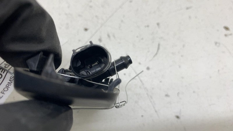 4KE 955 988 ⭕ 19-23 E-Tron Right Passenger Side Windshield Heated Washer Sprayer 4KE955988