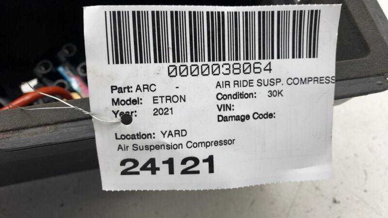 4KE616114D ⭕ 19-23 Audi e-Tron Air Ride Suspension Compressor Pump w/ Insulator 4KE616114D